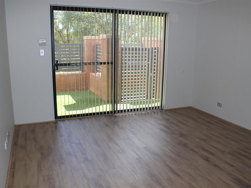 43 Goldfields Loop, Wandi WA 6167