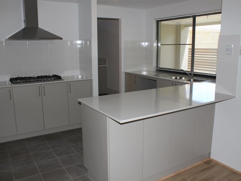 43 Goldfields Loop, Wandi WA 6167