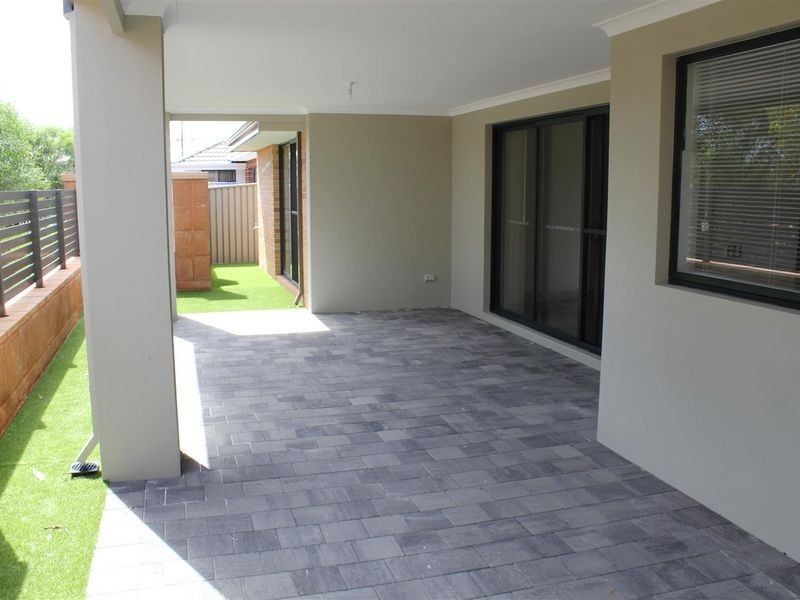 43 Goldfields Loop, Wandi WA 6167