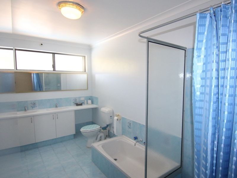 30 Hadley Gardens, Kardinya WA 6163