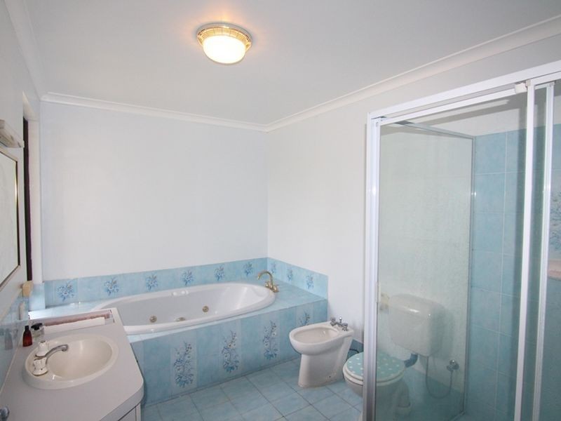 30 Hadley Gardens, Kardinya WA 6163