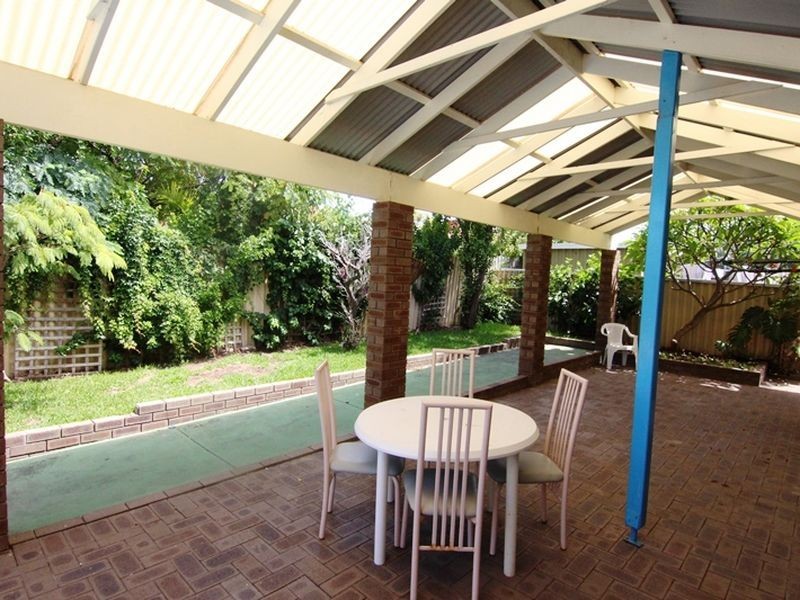 30 Hadley Gardens, Kardinya WA 6163