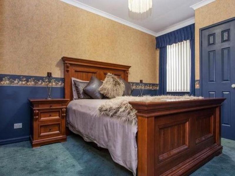 5 Ellery Court, Success WA 6164