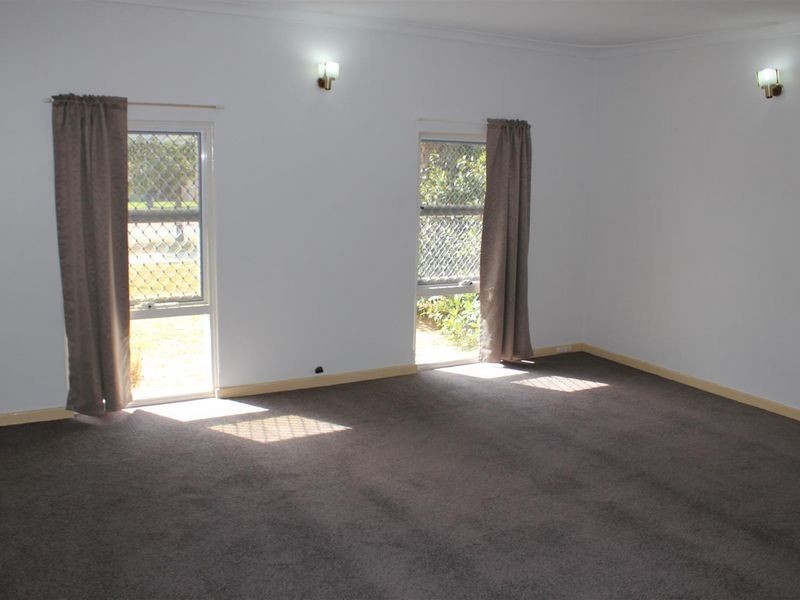 49B Marjorie Avenue, Riverton WA 6148