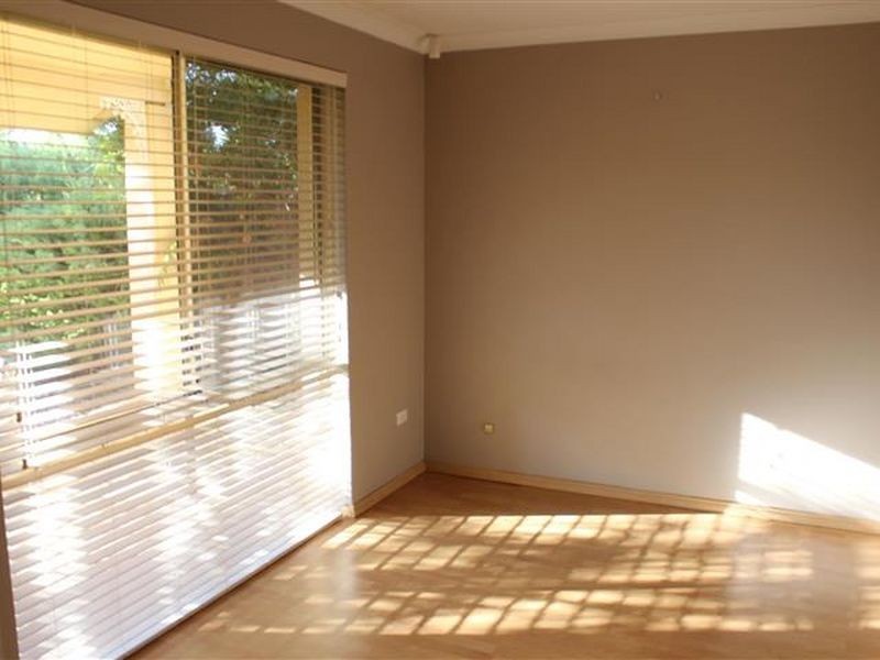 54 Elderberry Drive, South Lake WA 6164