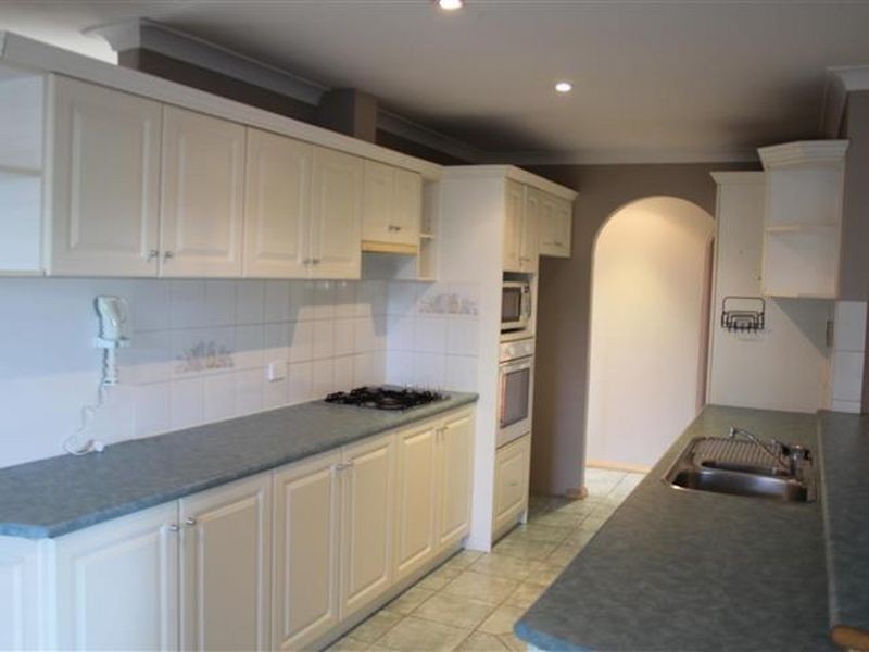 54 Elderberry Drive, South Lake WA 6164