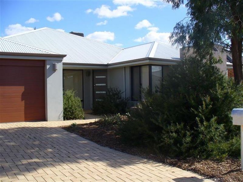 24 Nuytsia Crescent, Canning Vale WA 6155