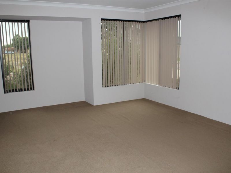 24 Nuytsia Crescent, Canning Vale WA 6155