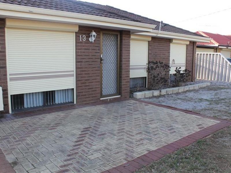 13 Berrigan Drive, South Lake WA 6164