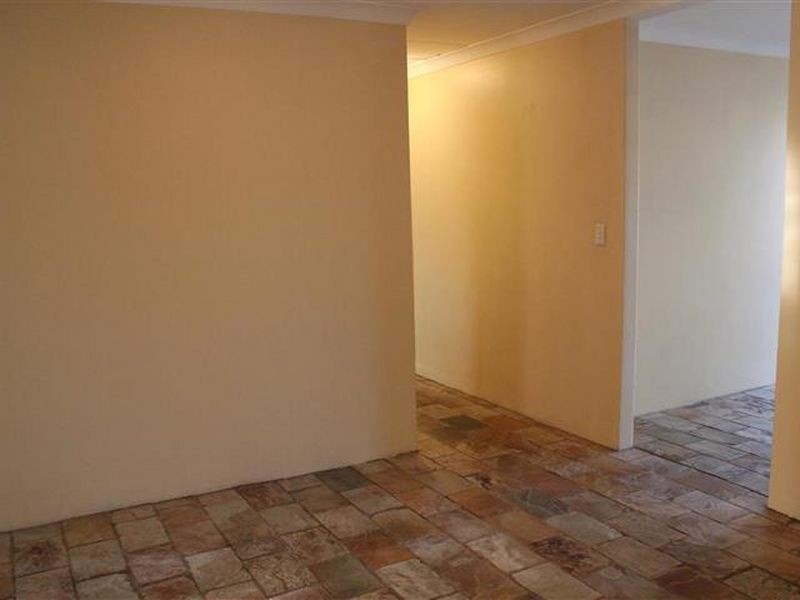 13 Berrigan Drive, South Lake WA 6164