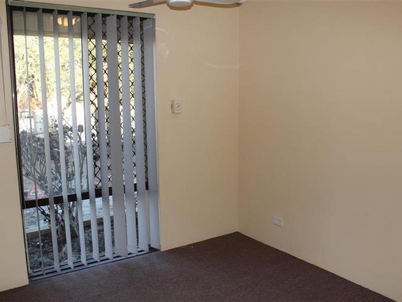 13 Berrigan Drive, South Lake WA 6164