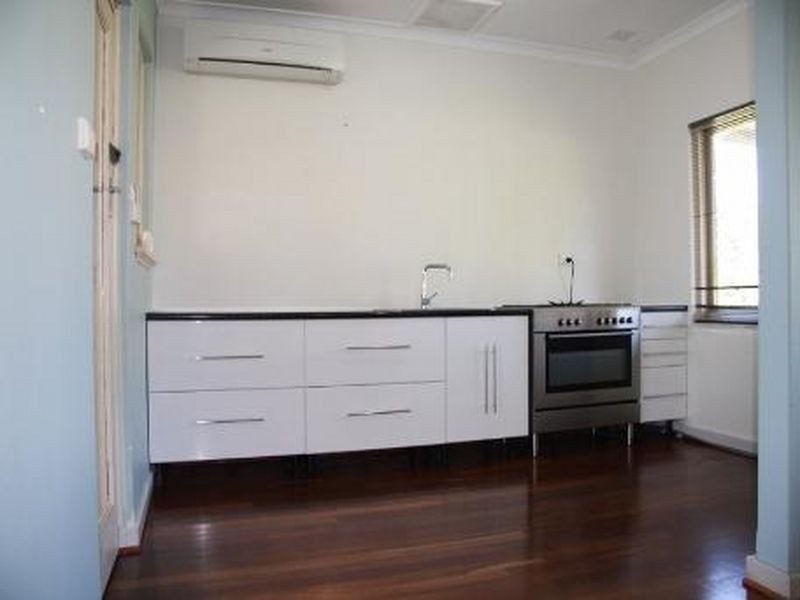 10 Griggs Way, Rockingham WA 6168