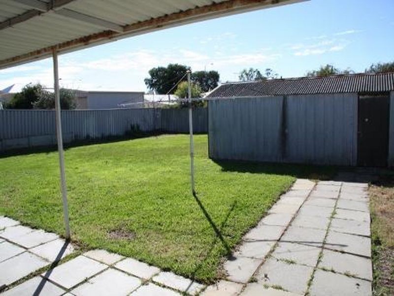 10 Griggs Way, Rockingham WA 6168