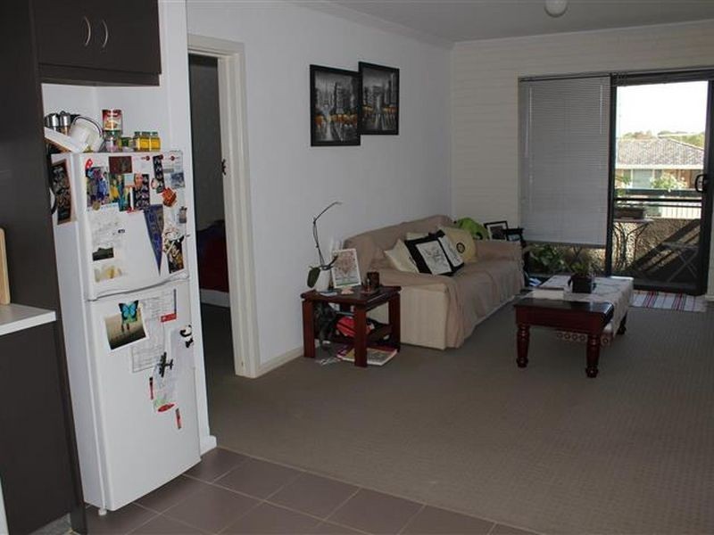 8/30 Lorraine Place, Hamilton Hill WA 6163