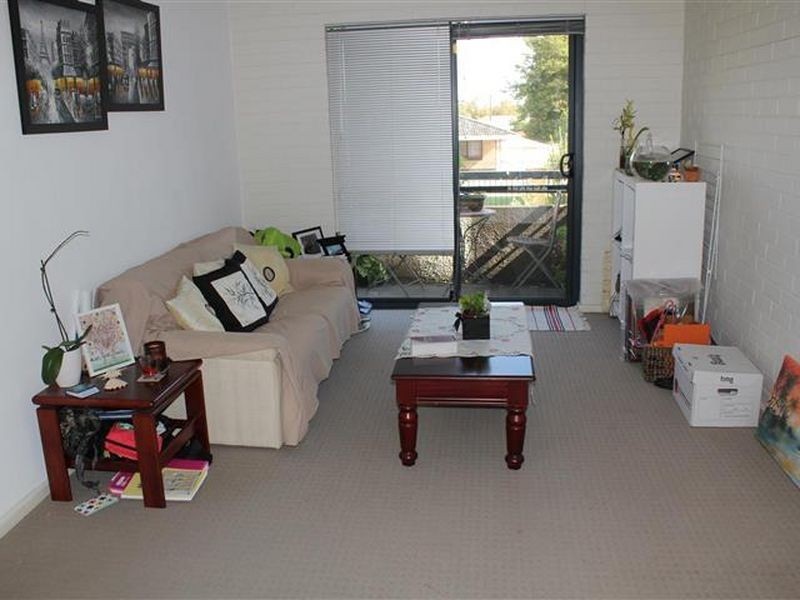 8/30 Lorraine Place, Hamilton Hill WA 6163