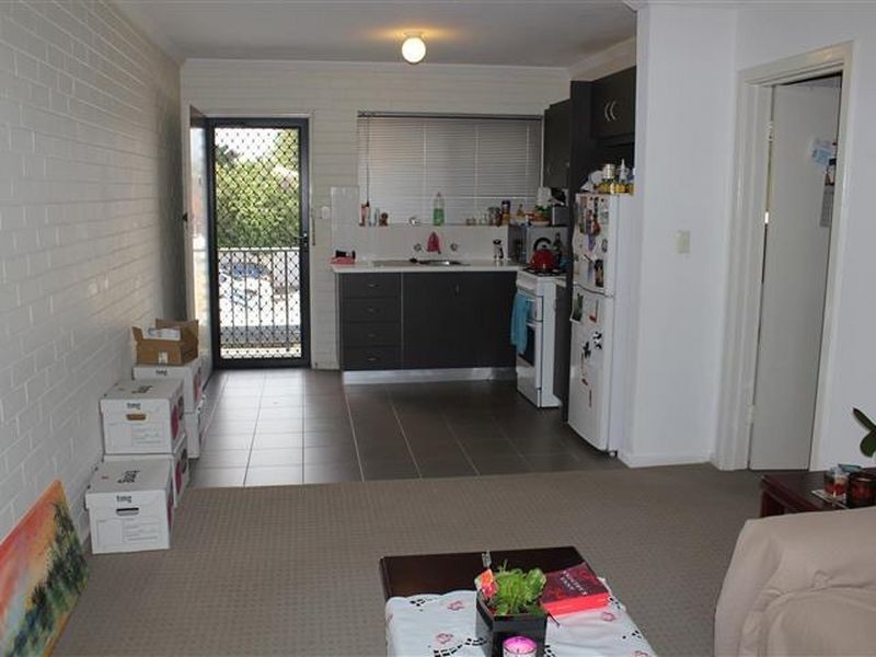 8/30 Lorraine Place, Hamilton Hill WA 6163