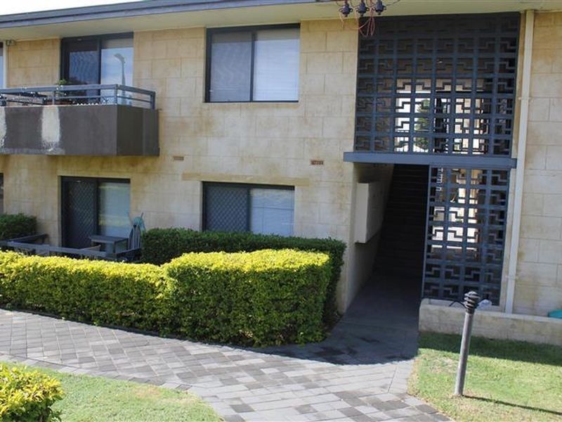 8/30 Lorraine Place, Hamilton Hill WA 6163