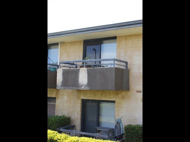 8/30 Lorraine Place, Hamilton Hill WA 6163