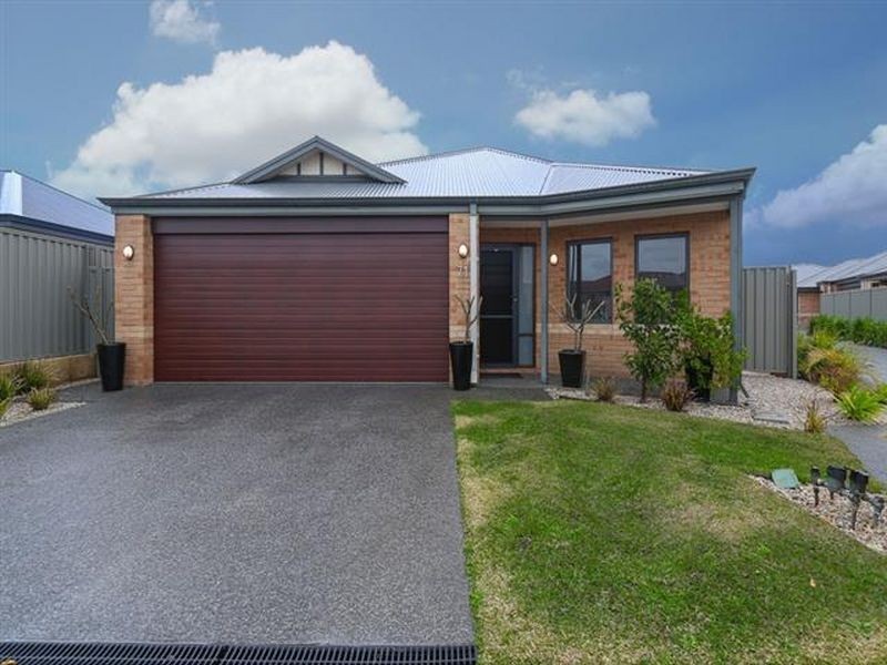 71 Yellowwood Avenue, Piara Waters WA 6112