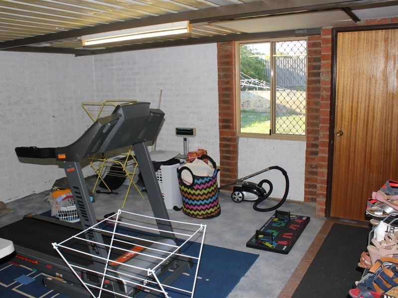 19 Mallard Street, Thornlie WA 6108