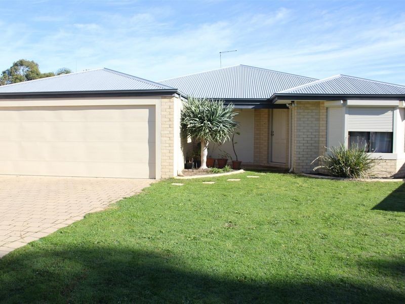 43 Semple Court, South Lake WA 6164