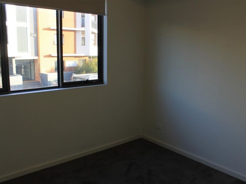 56/16 Midgegooroo Avenue, Cockburn Central WA 6164