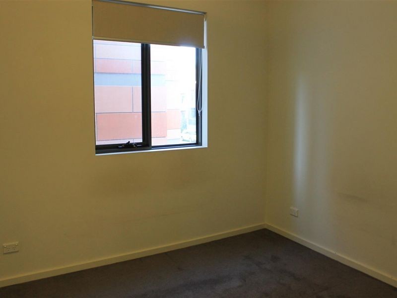 56/16 Midgegooroo Avenue, Cockburn Central WA 6164