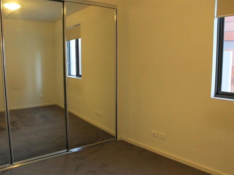 56/16 Midgegooroo Avenue, Cockburn Central WA 6164