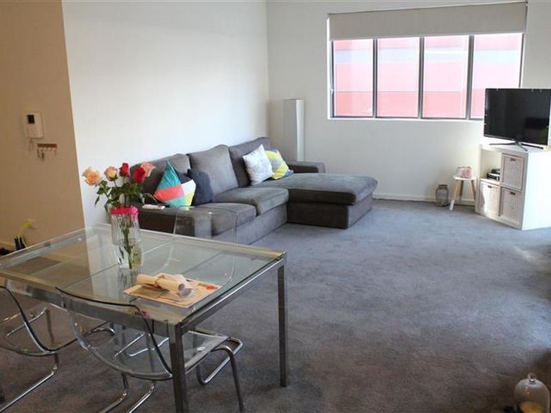 56/16 Midgegooroo Avenue, Cockburn Central WA 6164