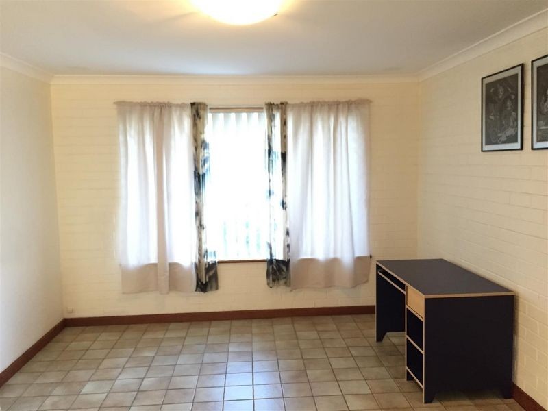 19/3 Burgundy Crescent, Spearwood WA 6163