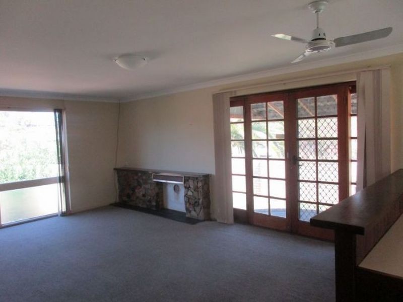 2 Pomfret Road, Spearwood WA 6163