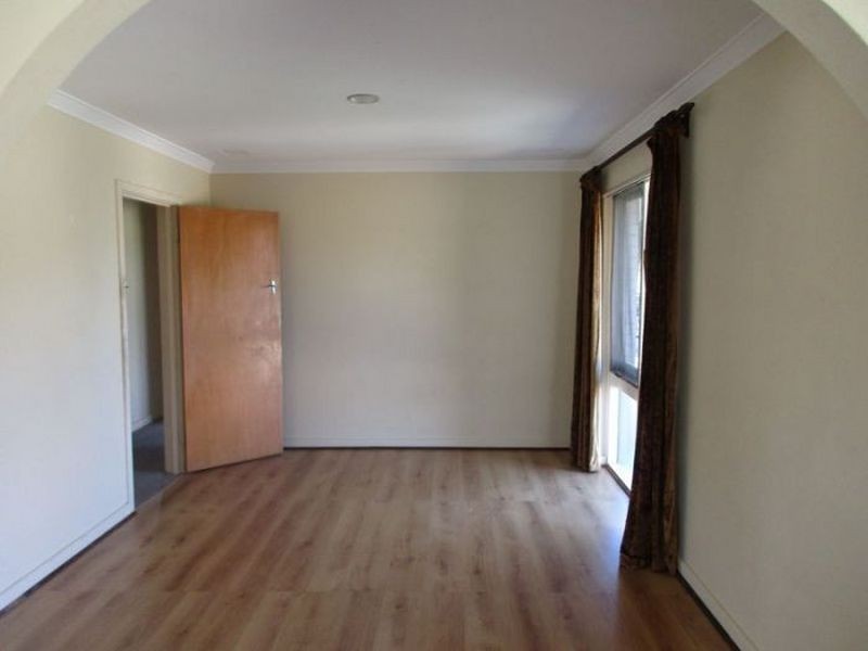 2 Pomfret Road, Spearwood WA 6163