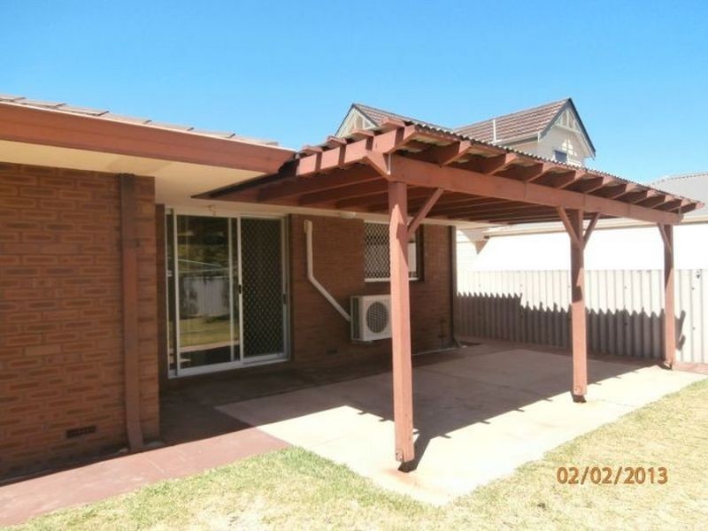 8 Ricketts Way, Rockingham WA 6168