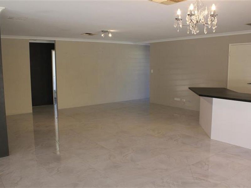 10 Jacksonia Promenade, Success WA 6164