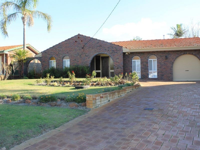 5 Vigors Avenue, Bull Creek WA 6149