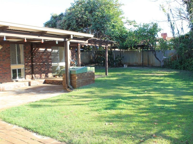 5 Vigors Avenue, Bull Creek WA 6149
