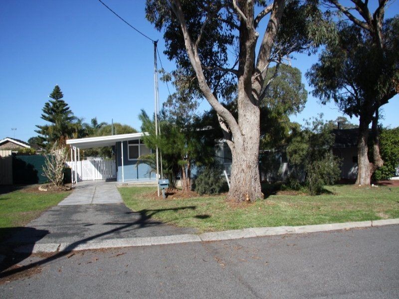 14 Clark Way, Orelia WA 6167