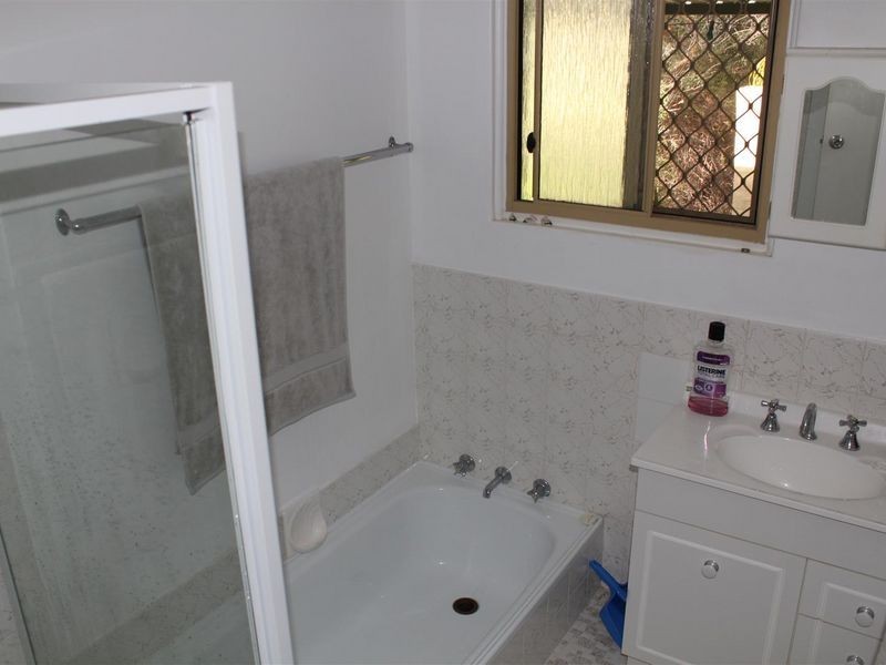 14 Clark Way, Orelia WA 6167