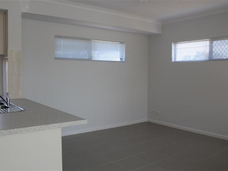 8/44 Sawle Road, Hamilton Hill WA 6163