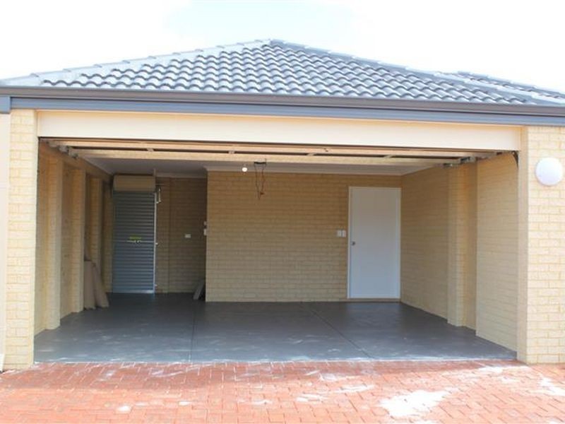 8/44 Sawle Road, Hamilton Hill WA 6163