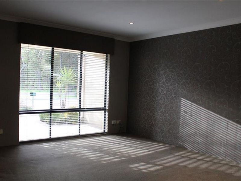 29 Runnymede Gate, Wellard WA 6170