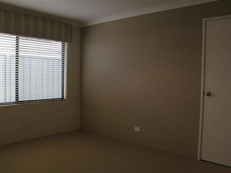 29 Runnymede Gate, Wellard WA 6170