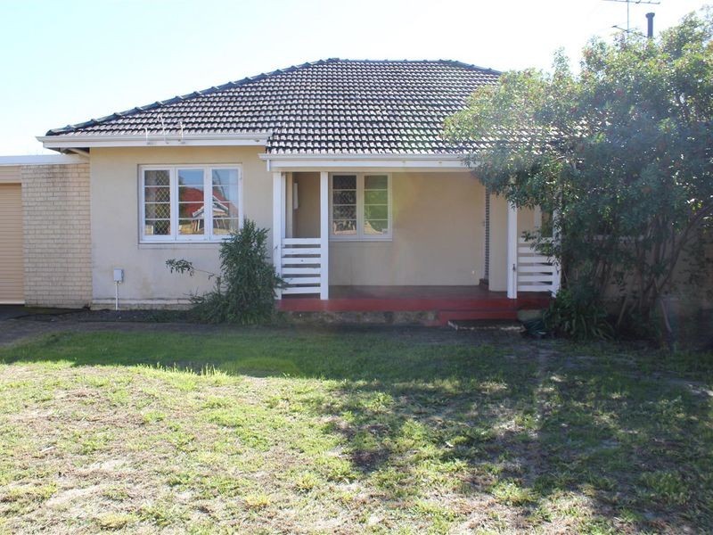 34 Pether Road, Manning WA 6152