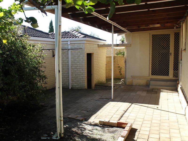 34 Pether Road, Manning WA 6152