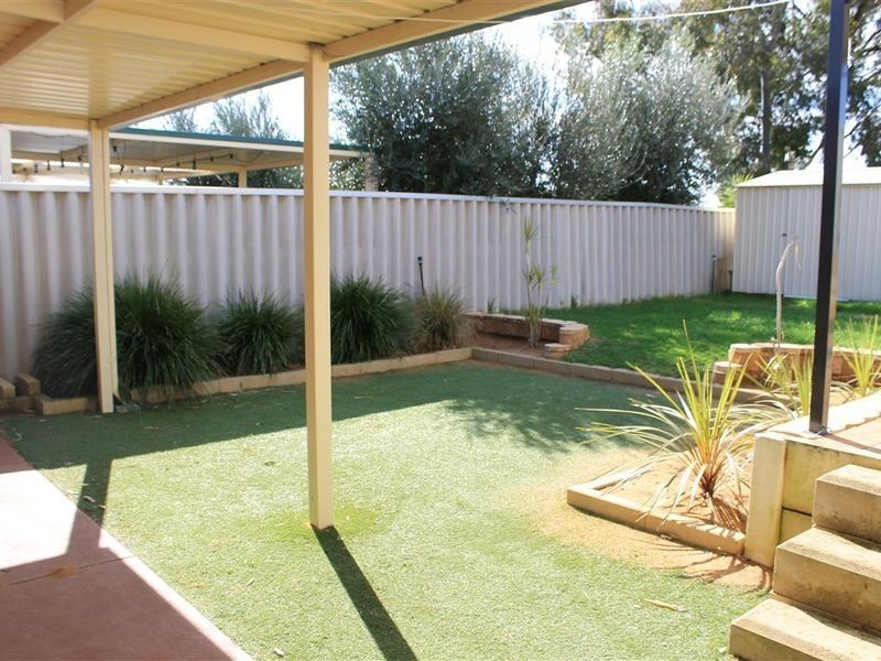 22e Erpingham Road, Hamilton Hill WA 6163