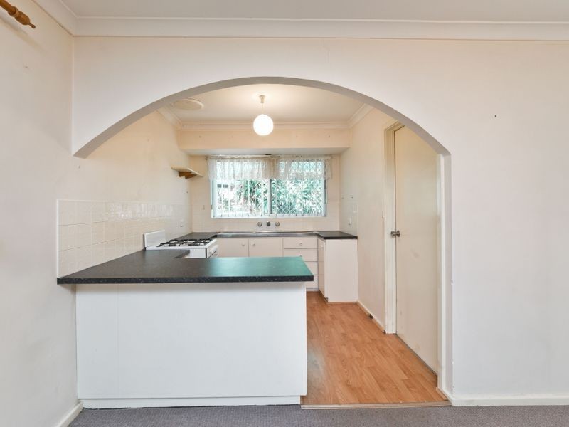 3 Glen Street, Rockingham WA 6168