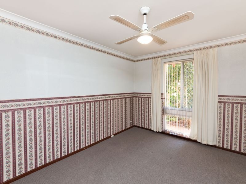 3 Glen Street, Rockingham WA 6168