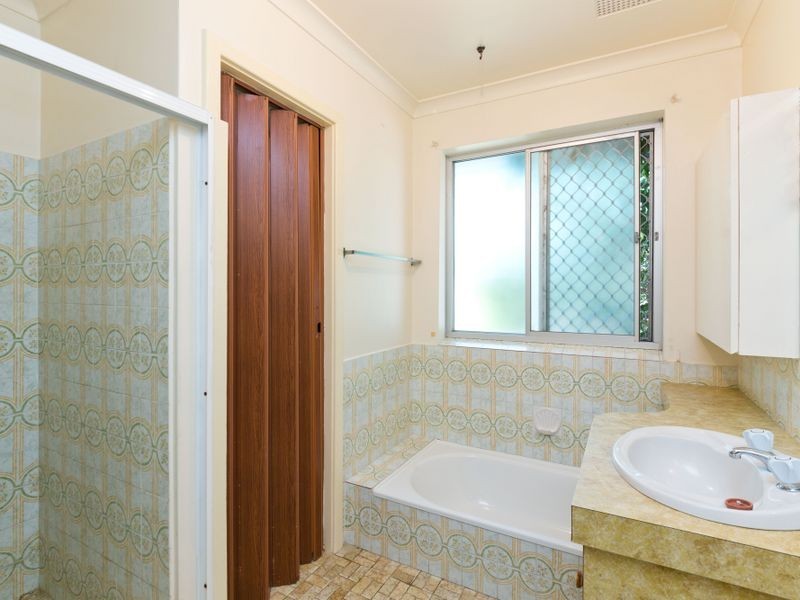 3 Glen Street, Rockingham WA 6168