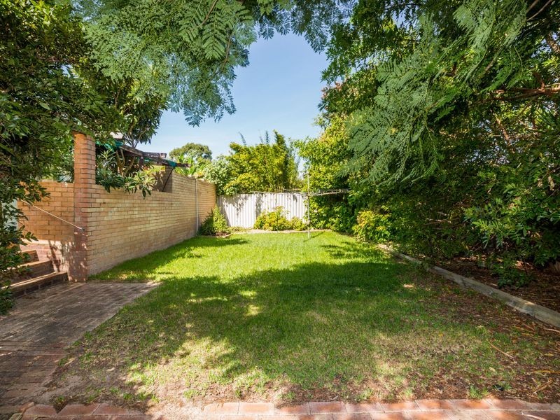 3 Glen Street, Rockingham WA 6168