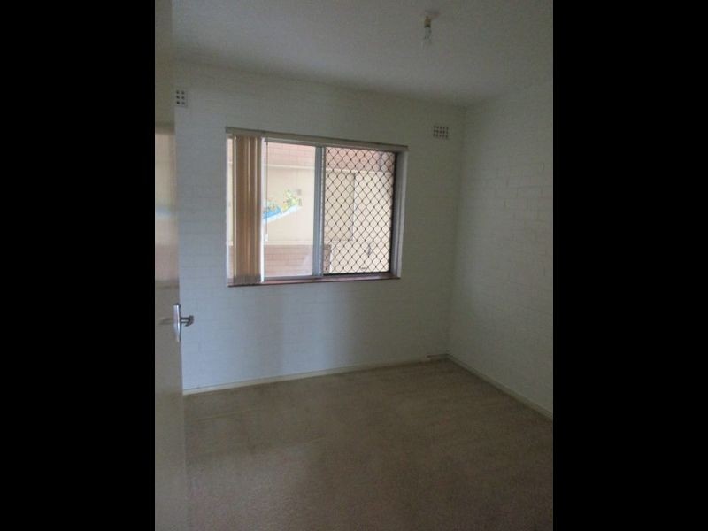 4/150 Healy Road, Hamilton Hill WA 6163